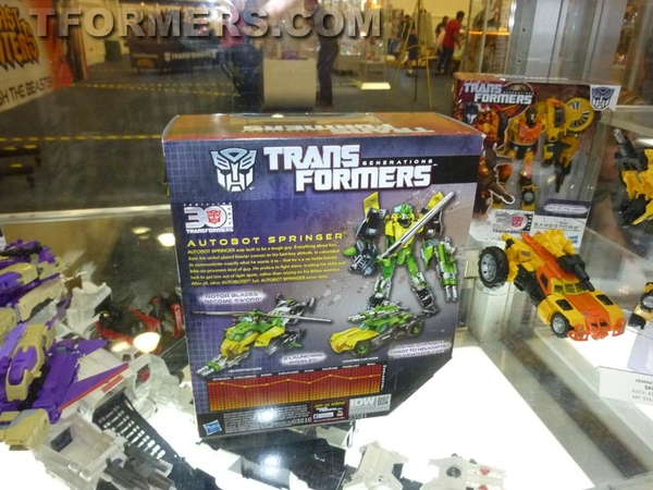 Transformers=botcon 2013 Generatations Prime Paltinum  (332 of 424)